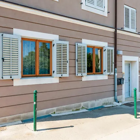 Bagnole Apartmán *