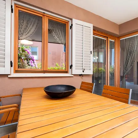 Apartment Bagnole